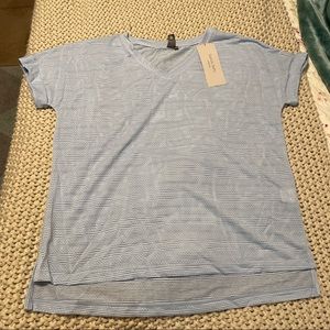 NWT Sweaty Betty Light Blue Mesh V-Neck Shirt-L